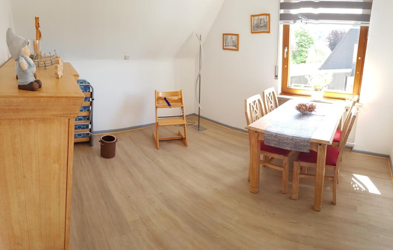 Hedasis Ferienwohnung3, 500 M Zum Apartment